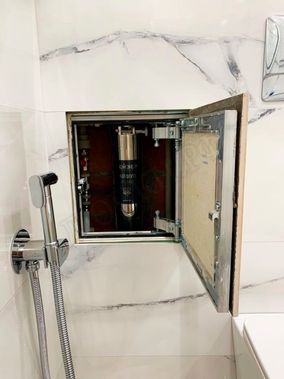 Люк под плитку Секрет 3.0 400*900, с антипровисом Люк под плитку Секрет 3.0 400*900, с антипровисом