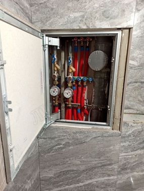 Люк под плитку Секрет 3.0 400*900, с антипровисом Люк под плитку Секрет 3.0 400*900, с антипровисом